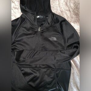 Boys north face 1/2 zip black sweater size 14/16 large